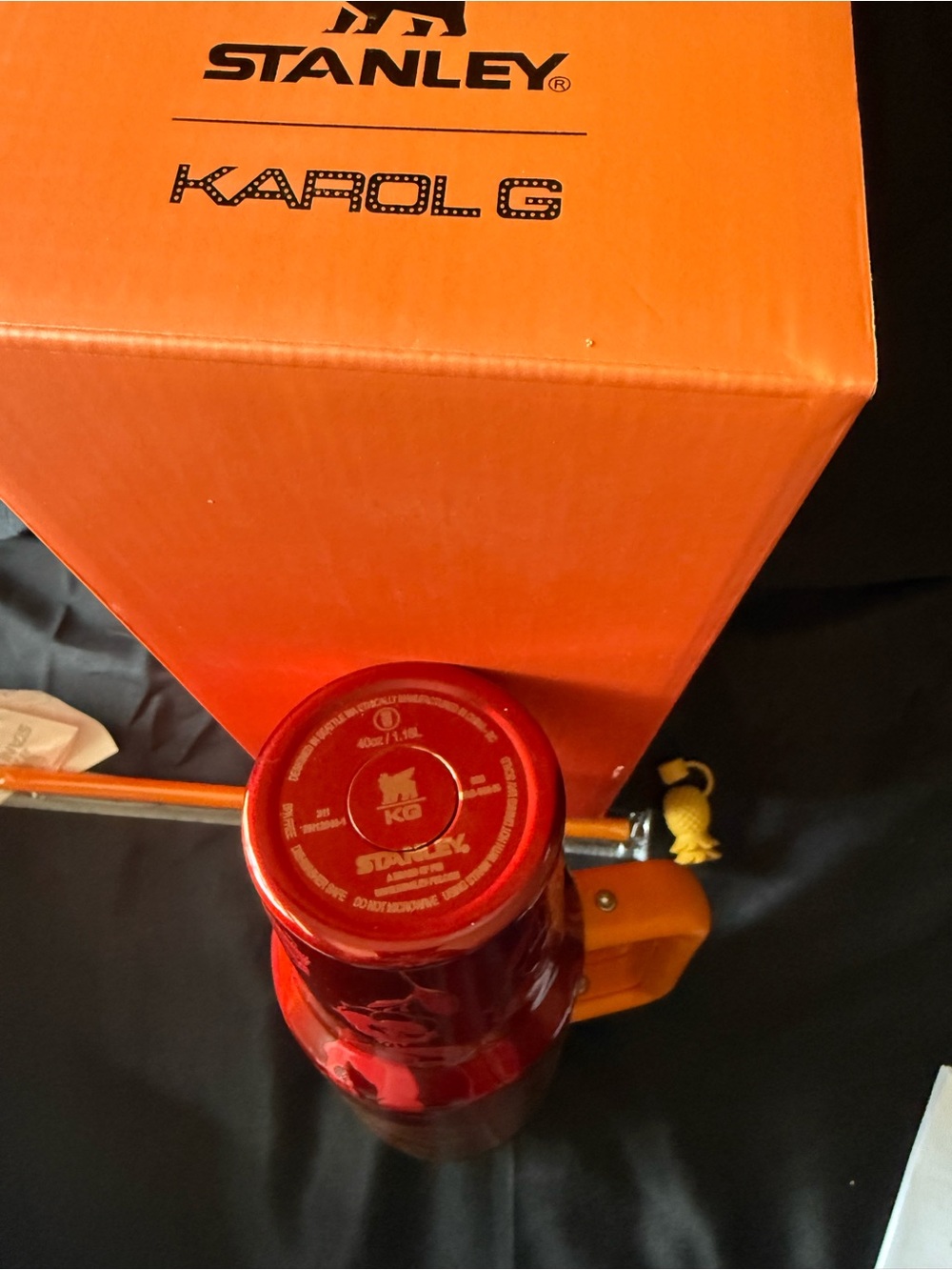 New Stanley 40oz Karol G Edition Orange and Red Floral with Box Topper Straw - Picture 13 of 16